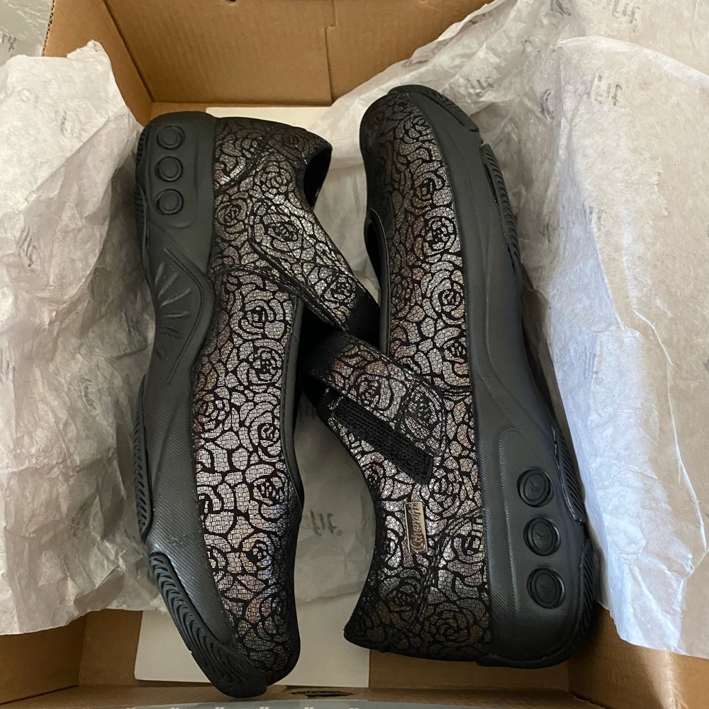 Therafit Mary Jane’s Black & Silver Size 6.5 - Picture 8 of 11